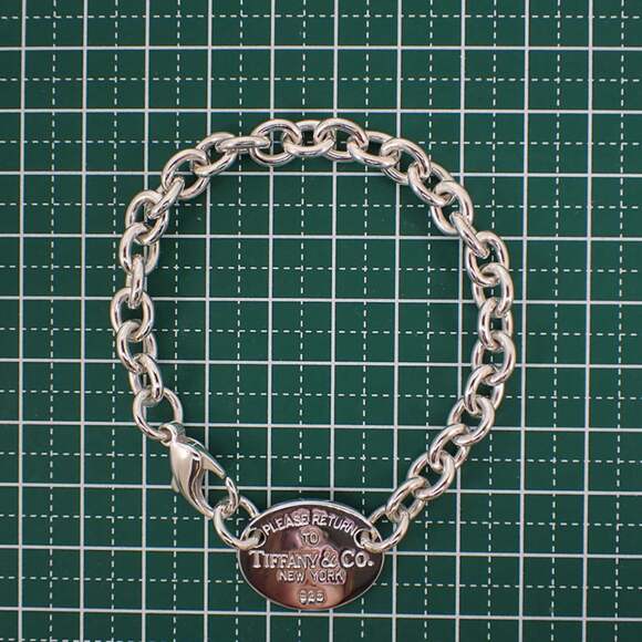 TIFFANY Authentic Silver Charm Bracelet - Picture 8 of 8